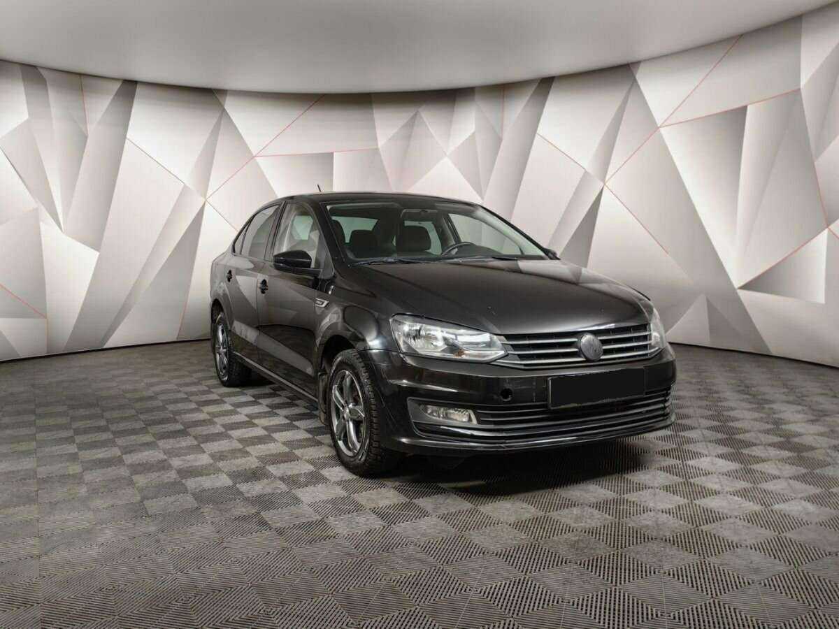 Volkswagen Polo б/у, 2018, Автоматическая. Фото: #2