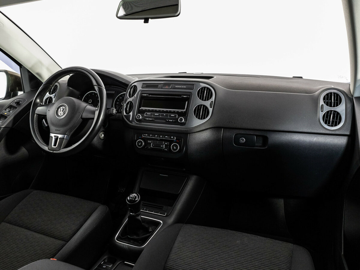 Volkswagen Tiguan б/у, 2014, Механическая. Фото: #6