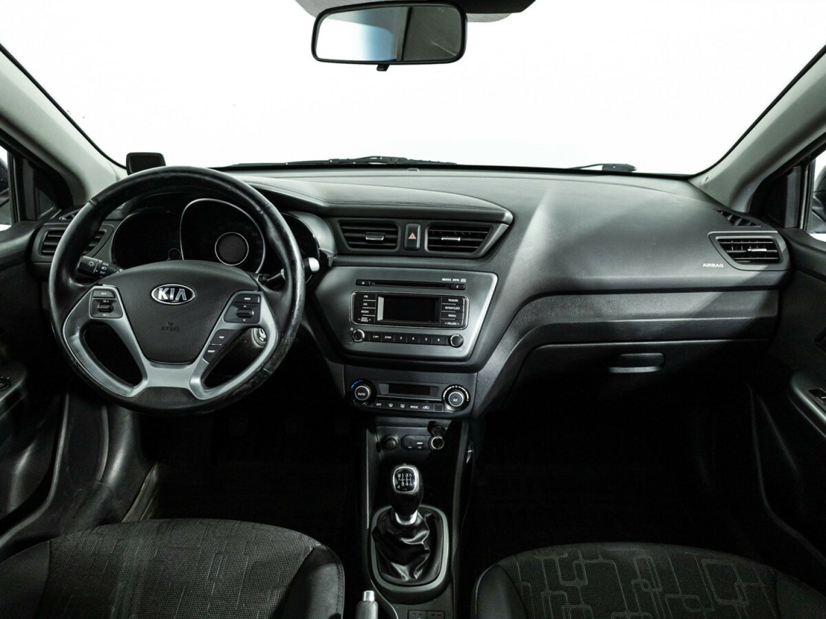 Kia Rio б/у, 2016, Механическая. Фото: #12
