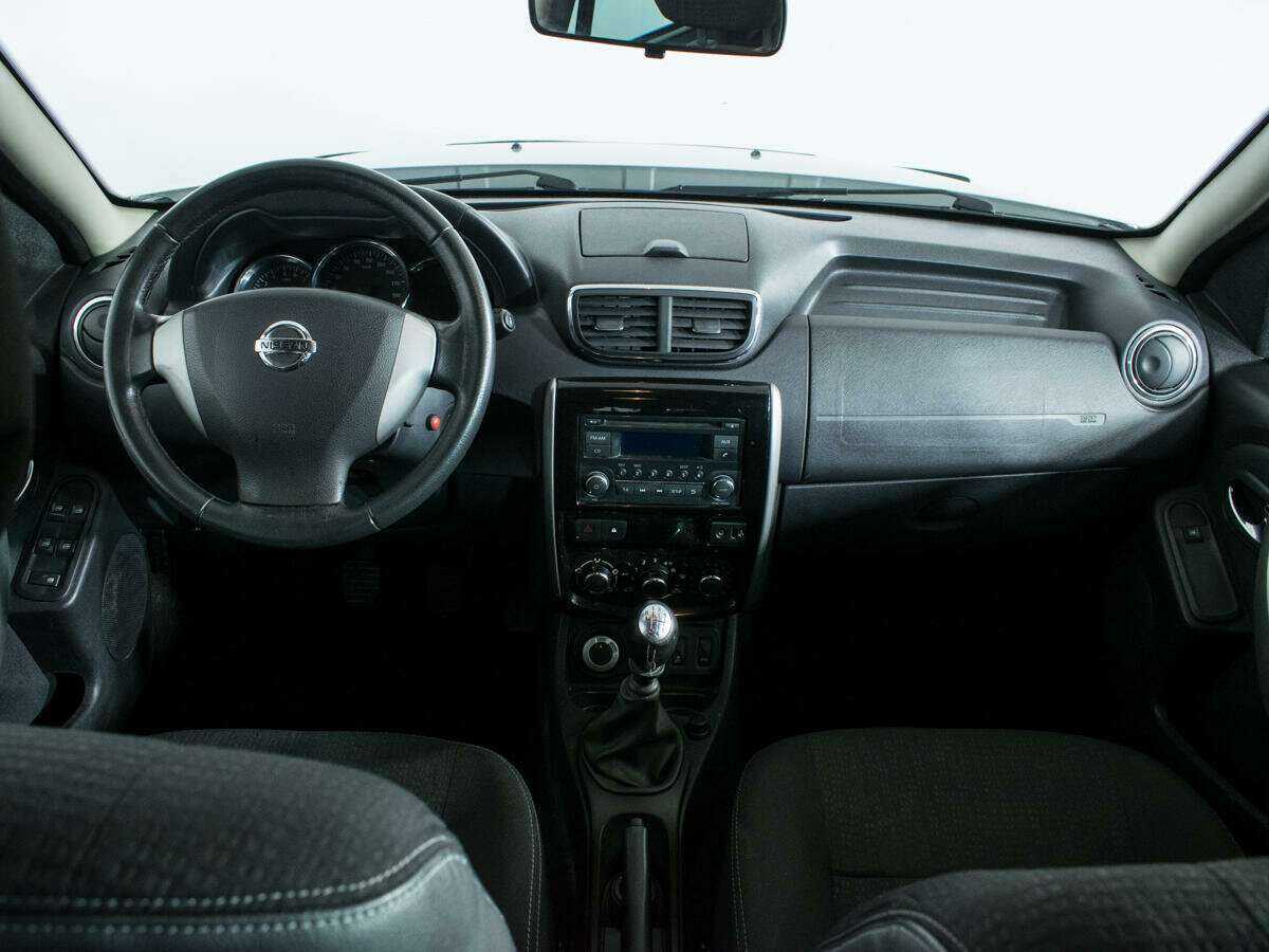 Nissan Terrano б/у, 2016, Механическая. Фото: #11
