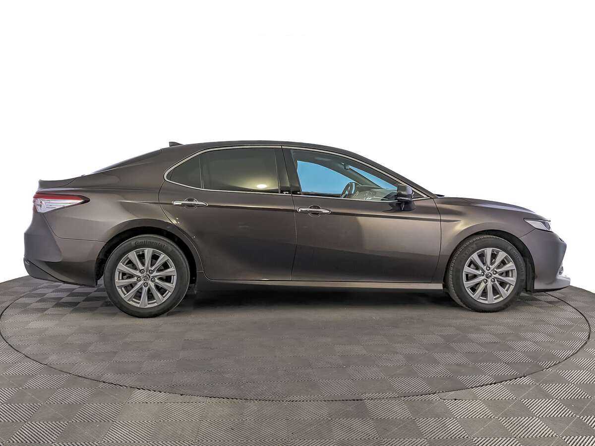 Toyota Camry б/у, 2018, Автоматическая. Фото: #3