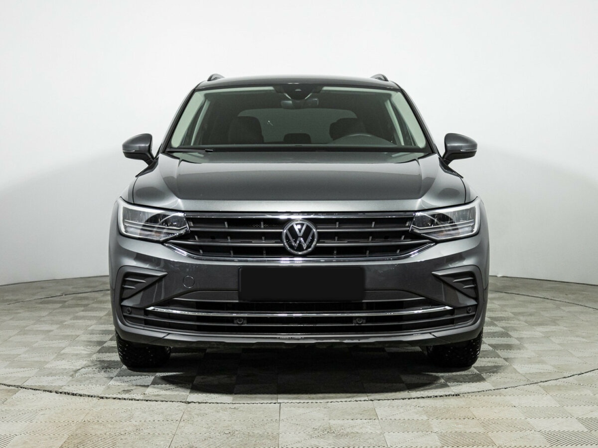 Volkswagen Tiguan б/у, 2021, Роботизированная. Фото: #1