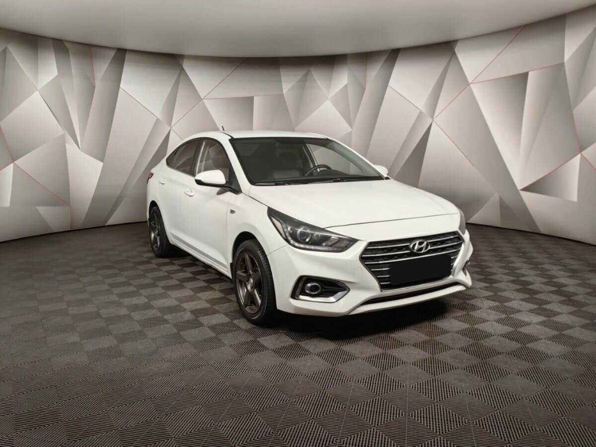 Hyundai Solaris б/у, 2017, Автоматическая. Фото: #2