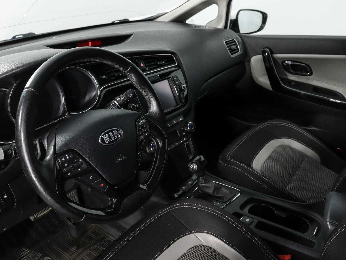 Kia Ceed б/у, 2016, Роботизированная. Фото: #8