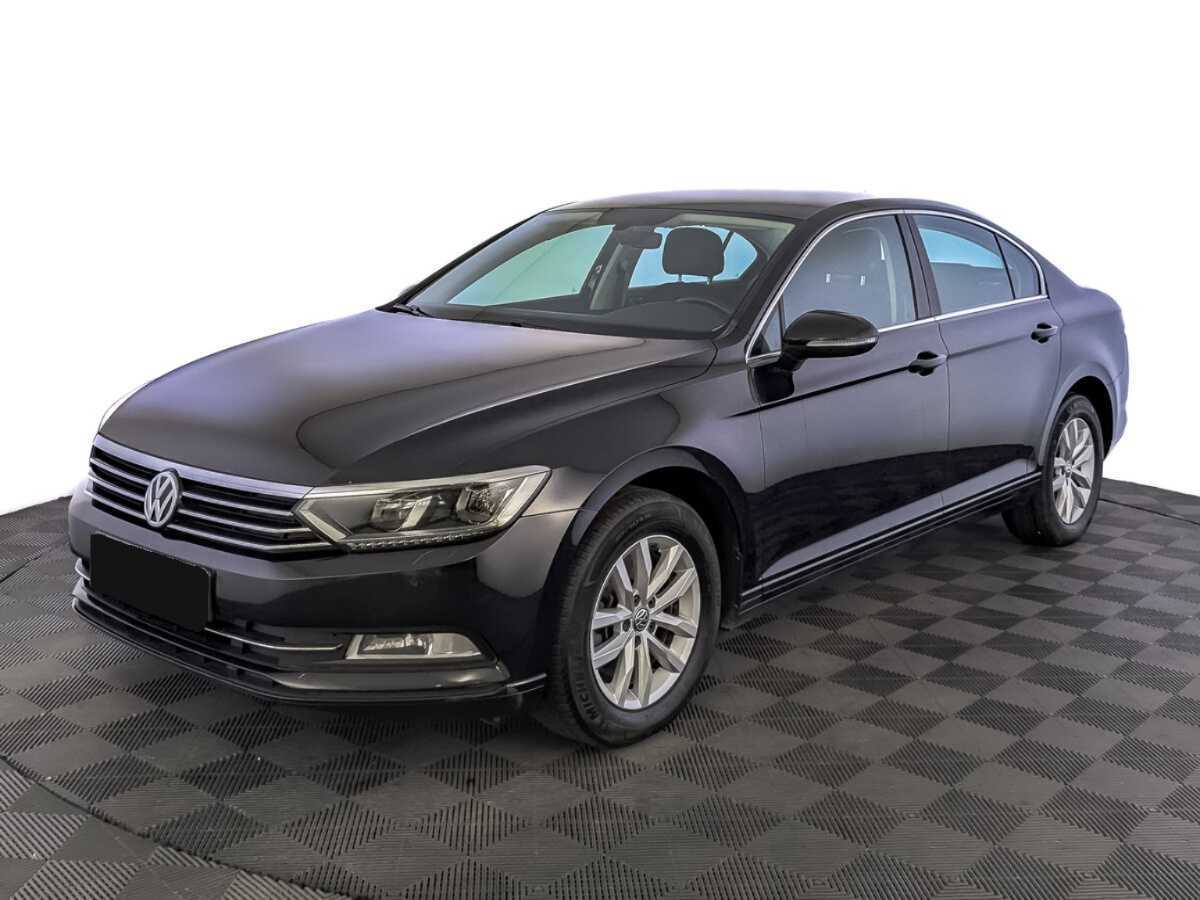 Volkswagen Passat б/у, 2018, Роботизированная. Посмотреть фото