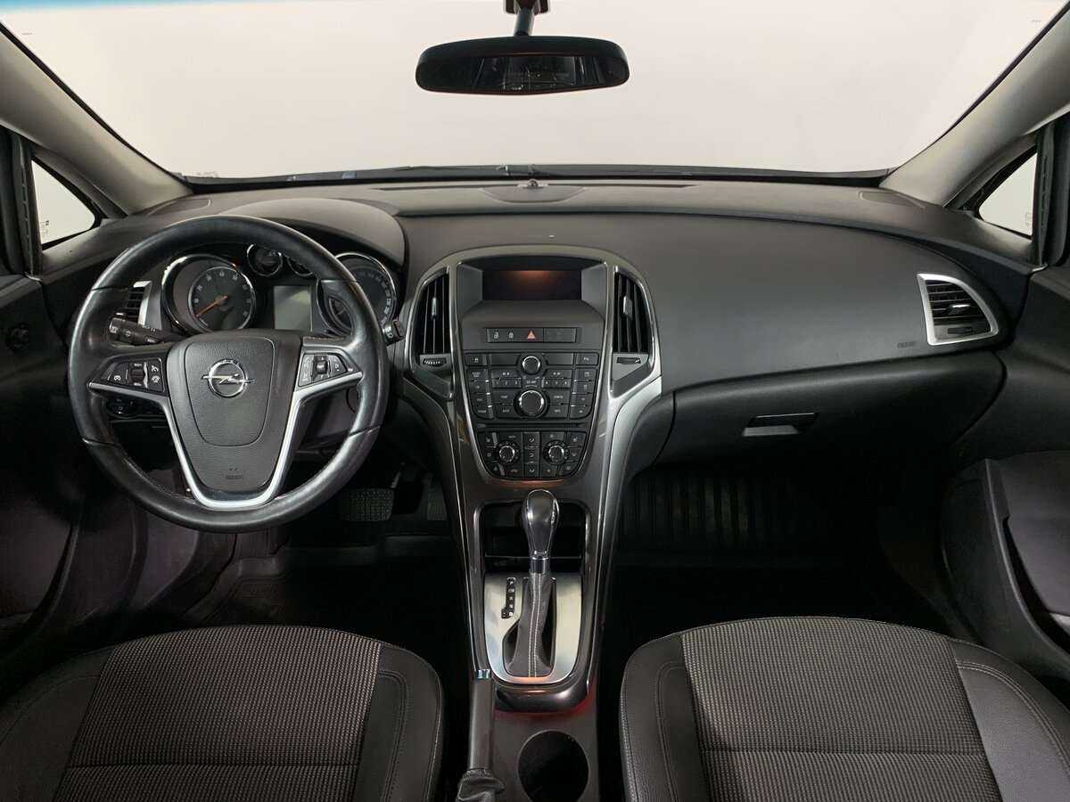 Opel Astra б/у, 2012, Автоматическая. Фото: #9