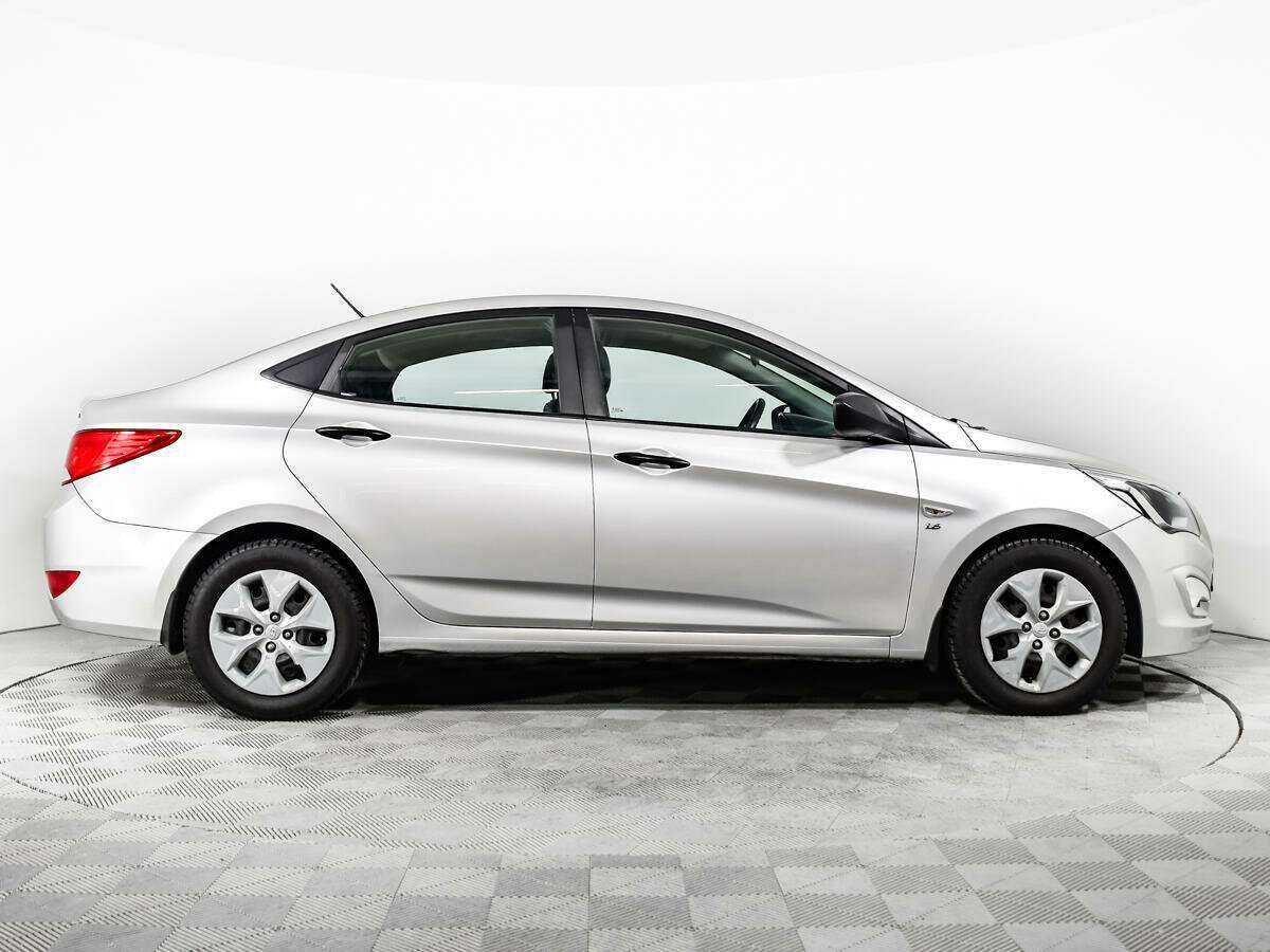Hyundai Solaris б/у, 2015, Автоматическая. Фото: #3