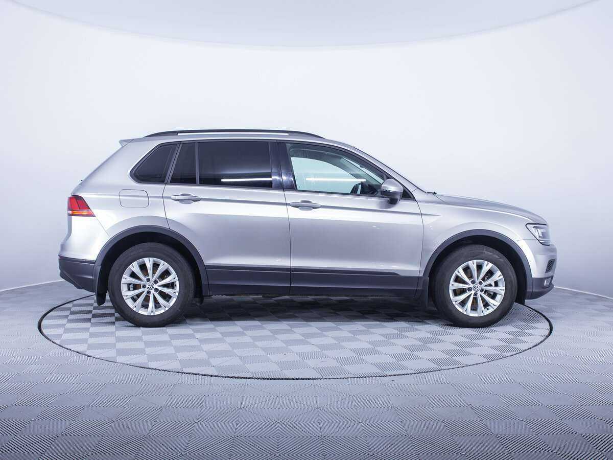 Volkswagen Tiguan б/у, 2020, Механическая. Фото: #3