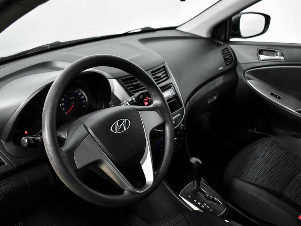 Hyundai Solaris б/у, 2015, Автоматическая. Фото: #8