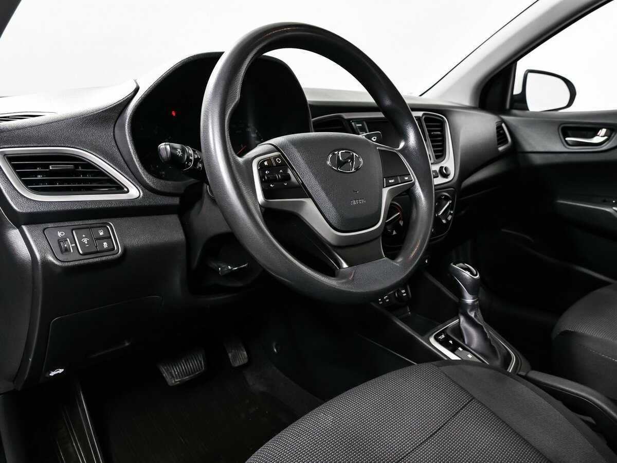 Hyundai Solaris б/у, 2018, Автоматическая. Фото: #12