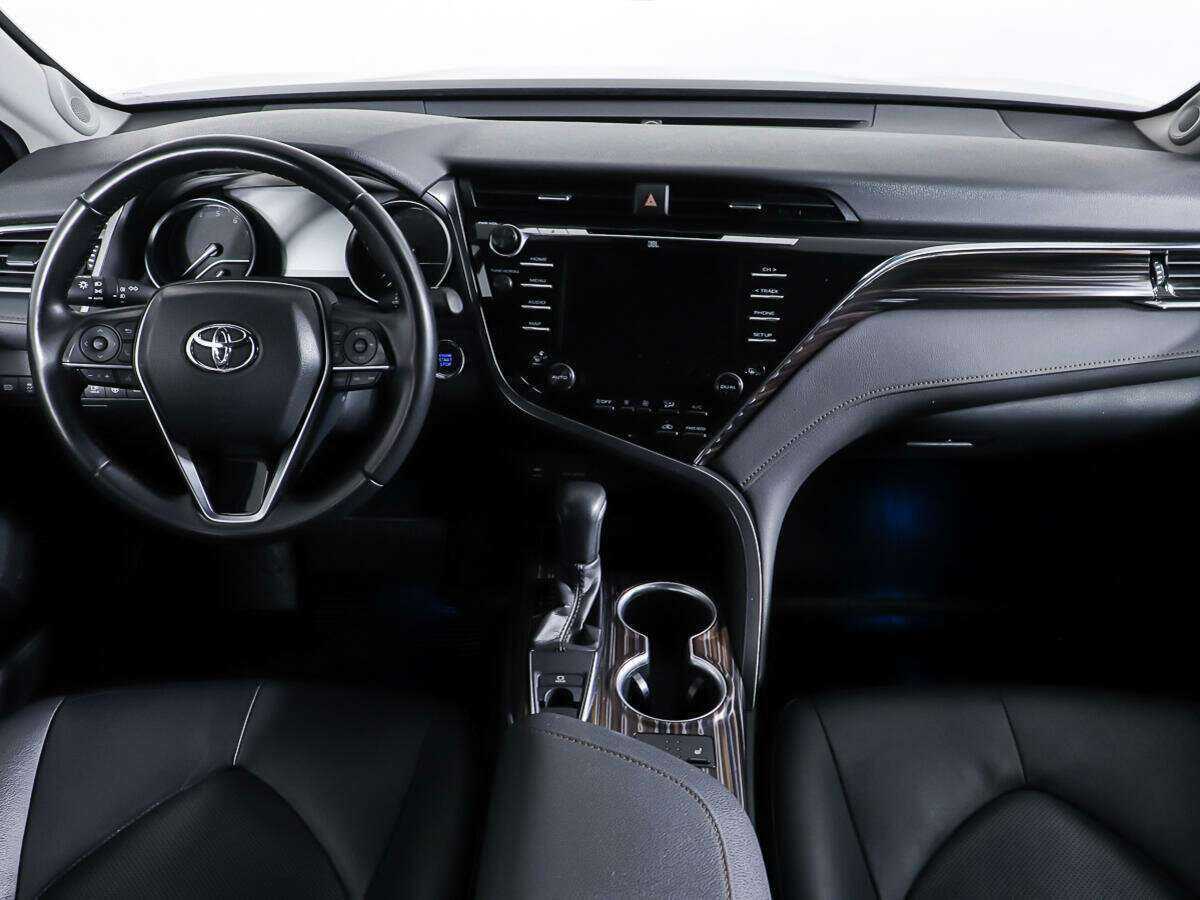 Toyota Camry б/у, 2019, Автоматическая. Фото: #10
