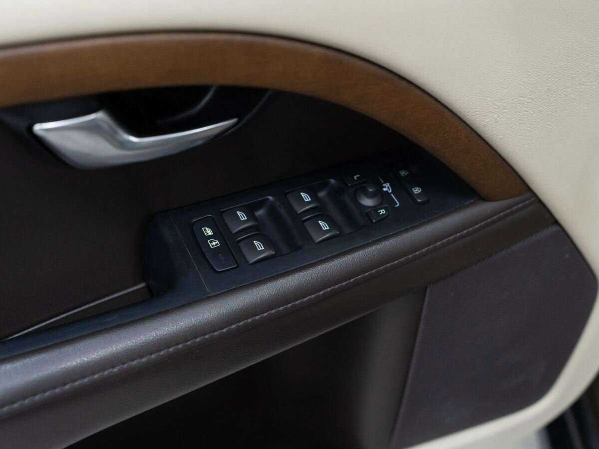 Volvo XC70 б/у, 2012, Автоматическая. Фото: #13