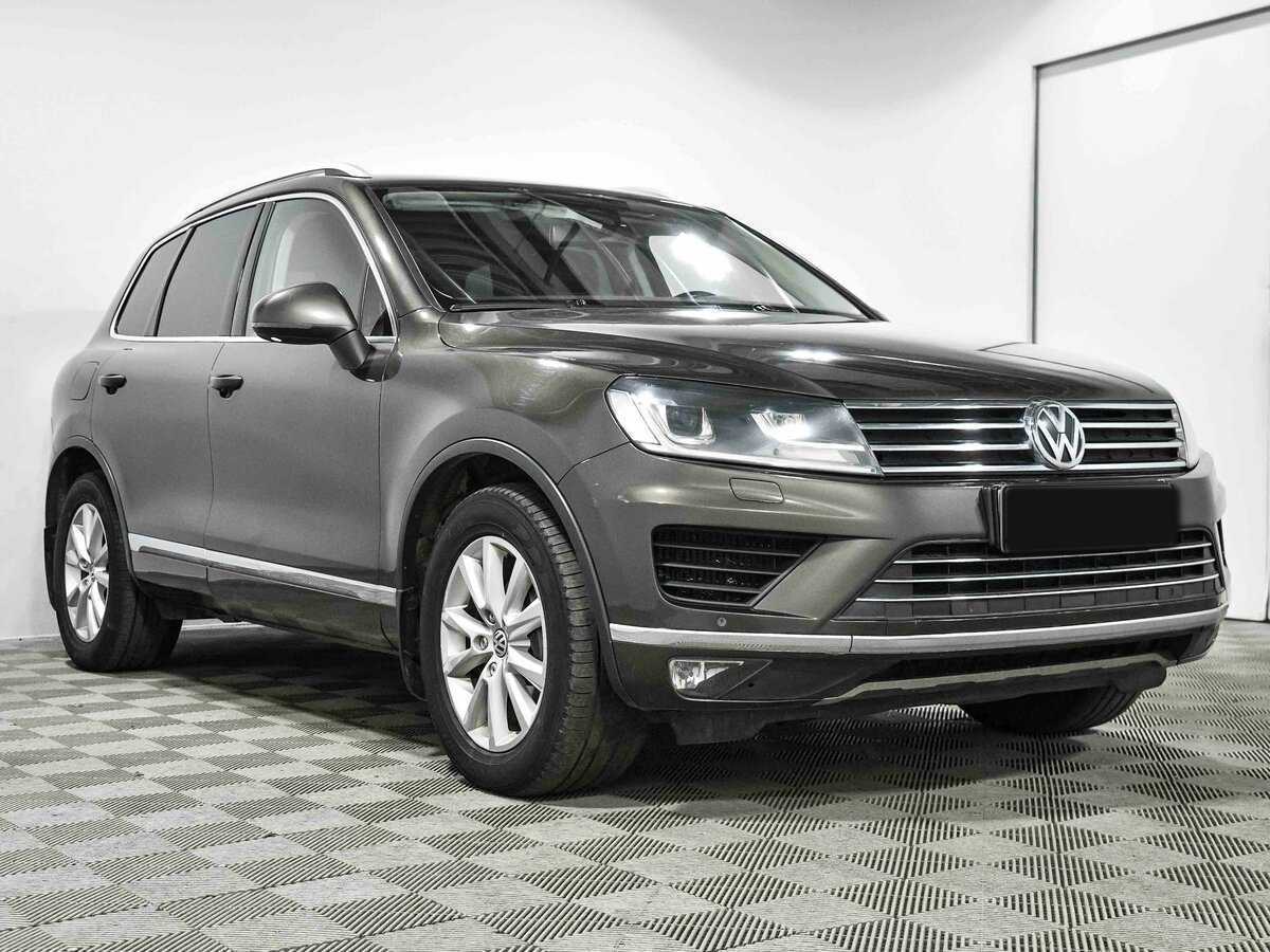 Volkswagen Touareg б/у, 2016, Автоматическая. Фото: #2