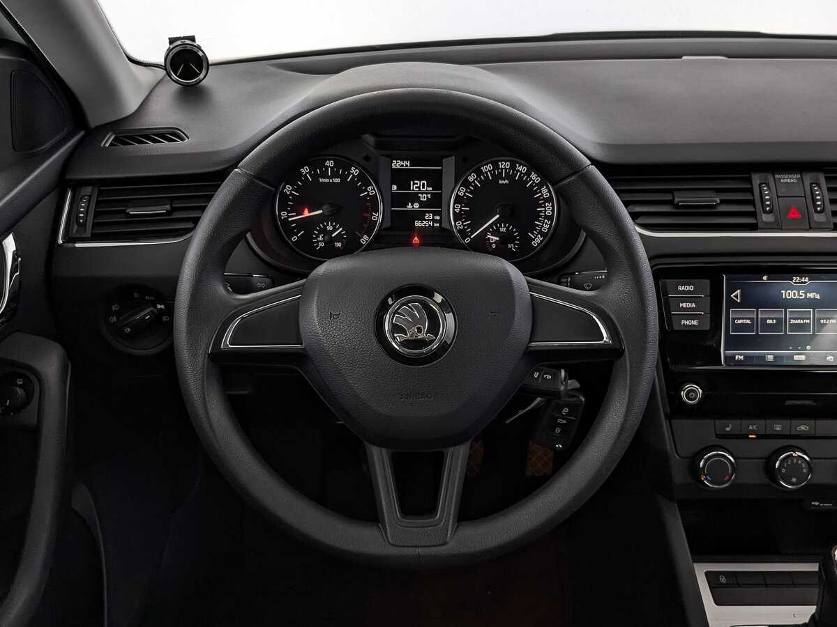 Skoda Octavia б/у, 2017, Механическая. Фото: #19