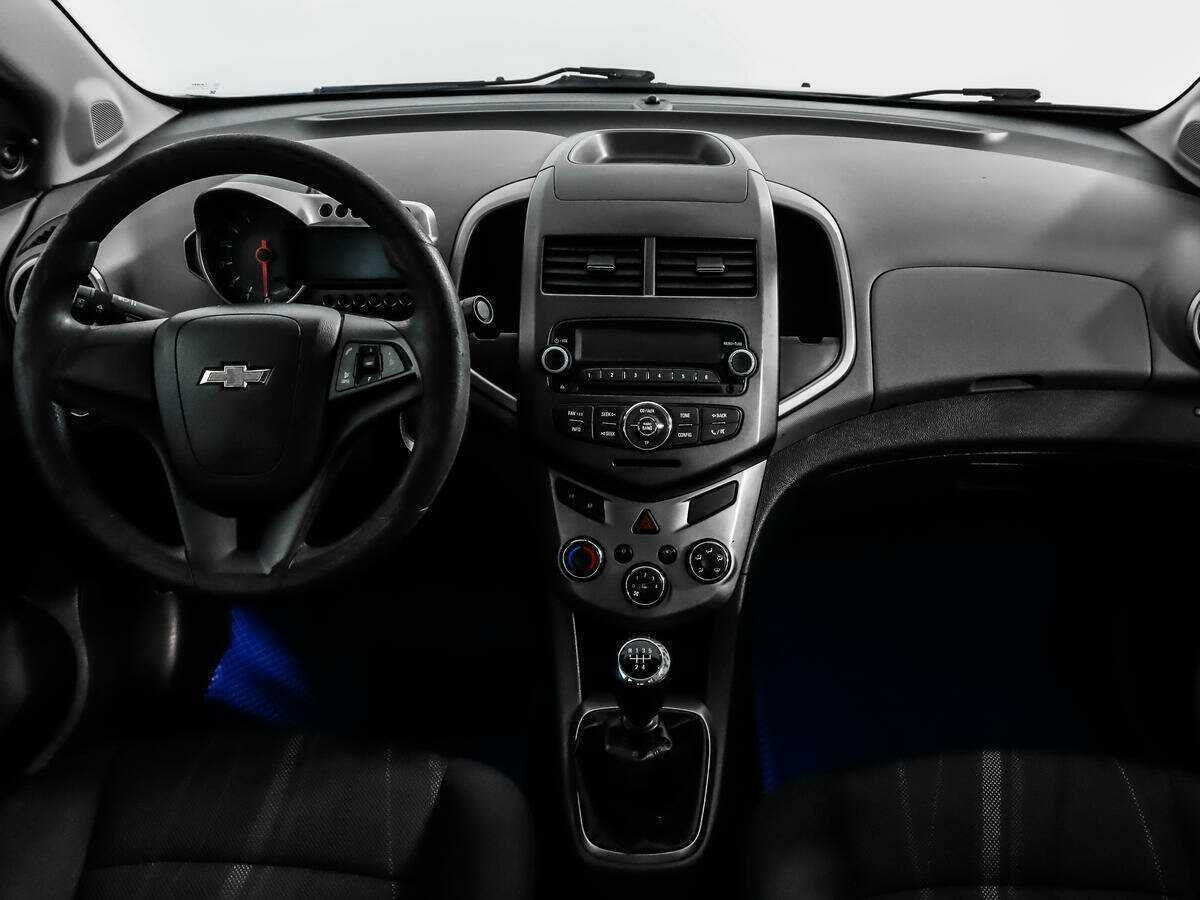 Chevrolet Aveo б/у, 2014, Механическая. Фото: #11