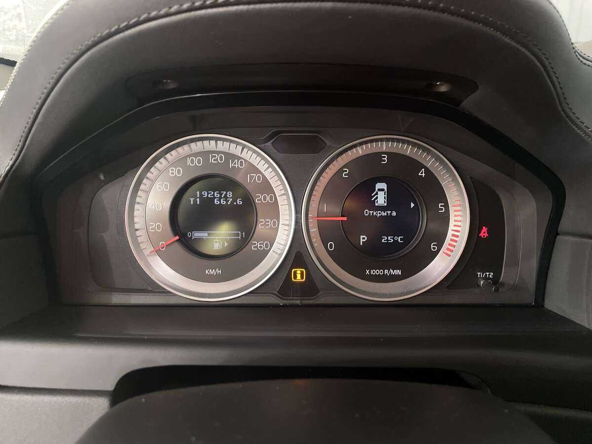 Volvo XC70 б/у, 2012, Автоматическая. Фото: #12