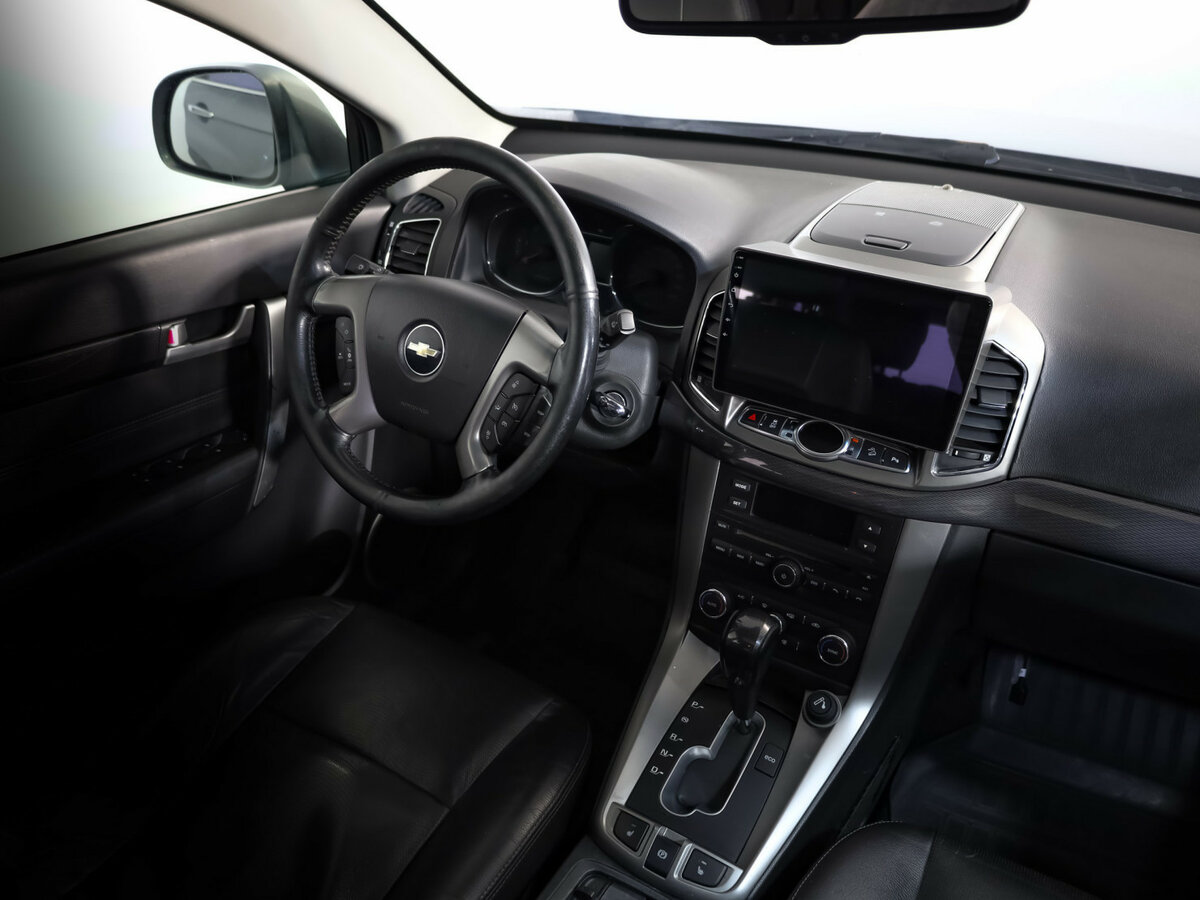 Chevrolet Captiva б/у, 2013, Автоматическая. Фото: #4