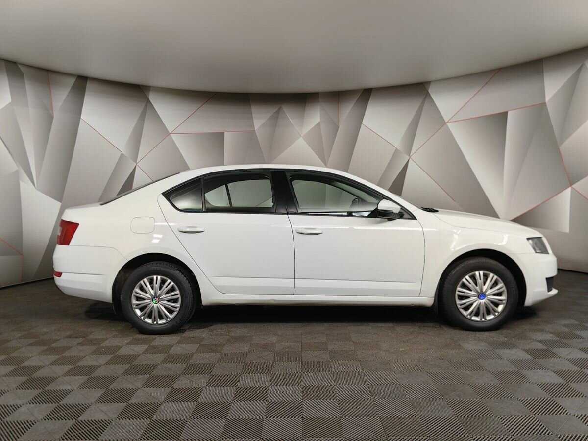 Skoda Octavia б/у, 2015, Автоматическая. Фото: #5
