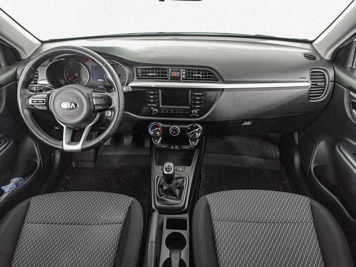 Kia Rio б/у, 2018, Механическая. Фото: #11