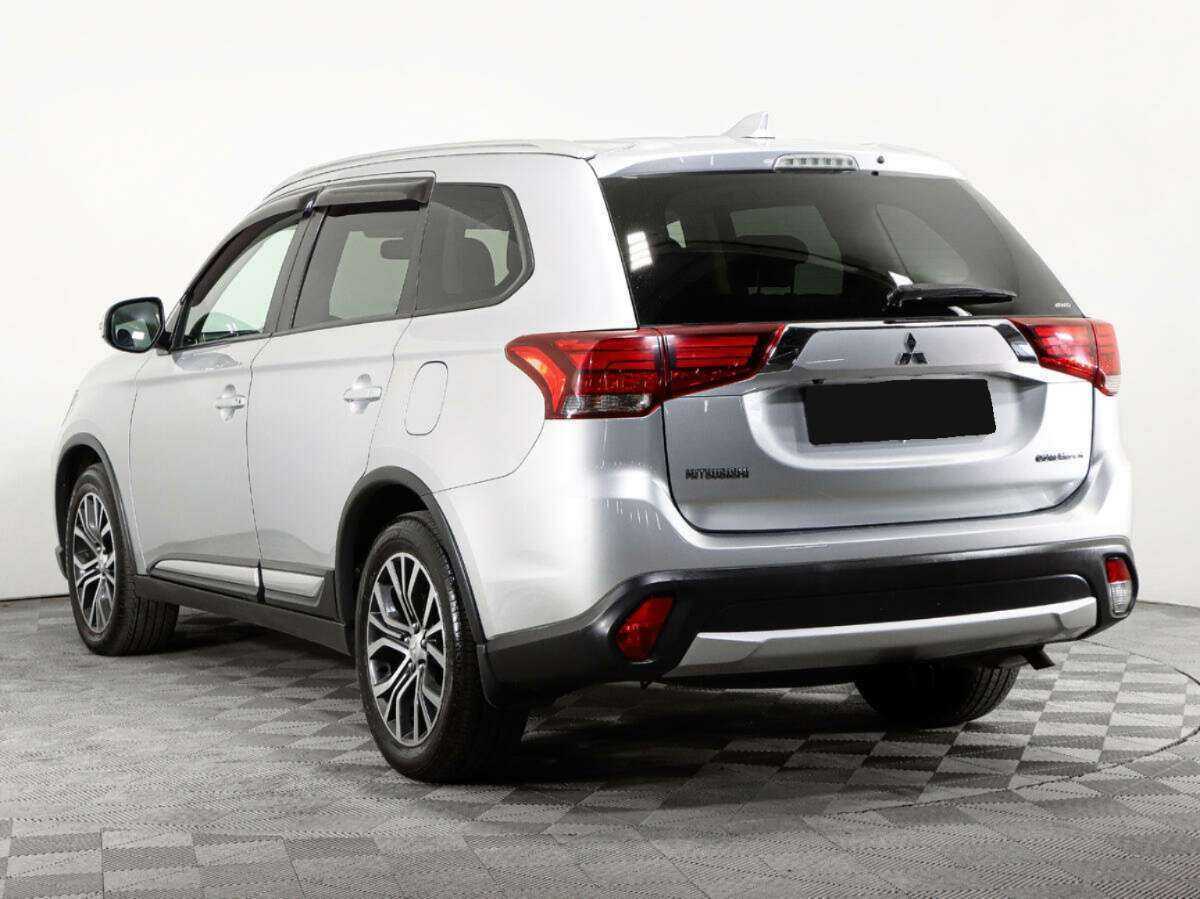 Mitsubishi Outlander б/у, 2018, Вариатор. Фото: #5