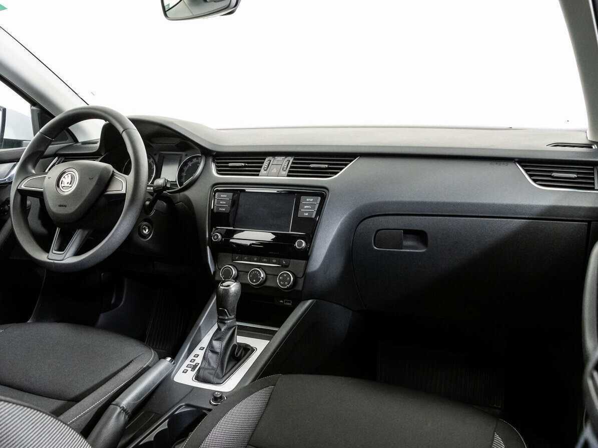 Skoda Octavia б/у, 2018, Автоматическая. Фото: #8