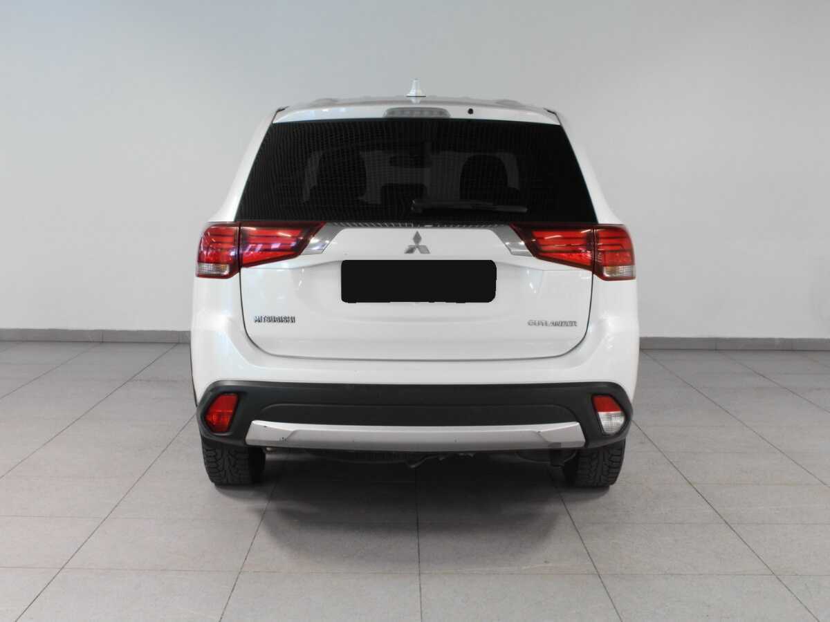 Mitsubishi Outlander б/у, 2017, Вариатор. Фото: #5