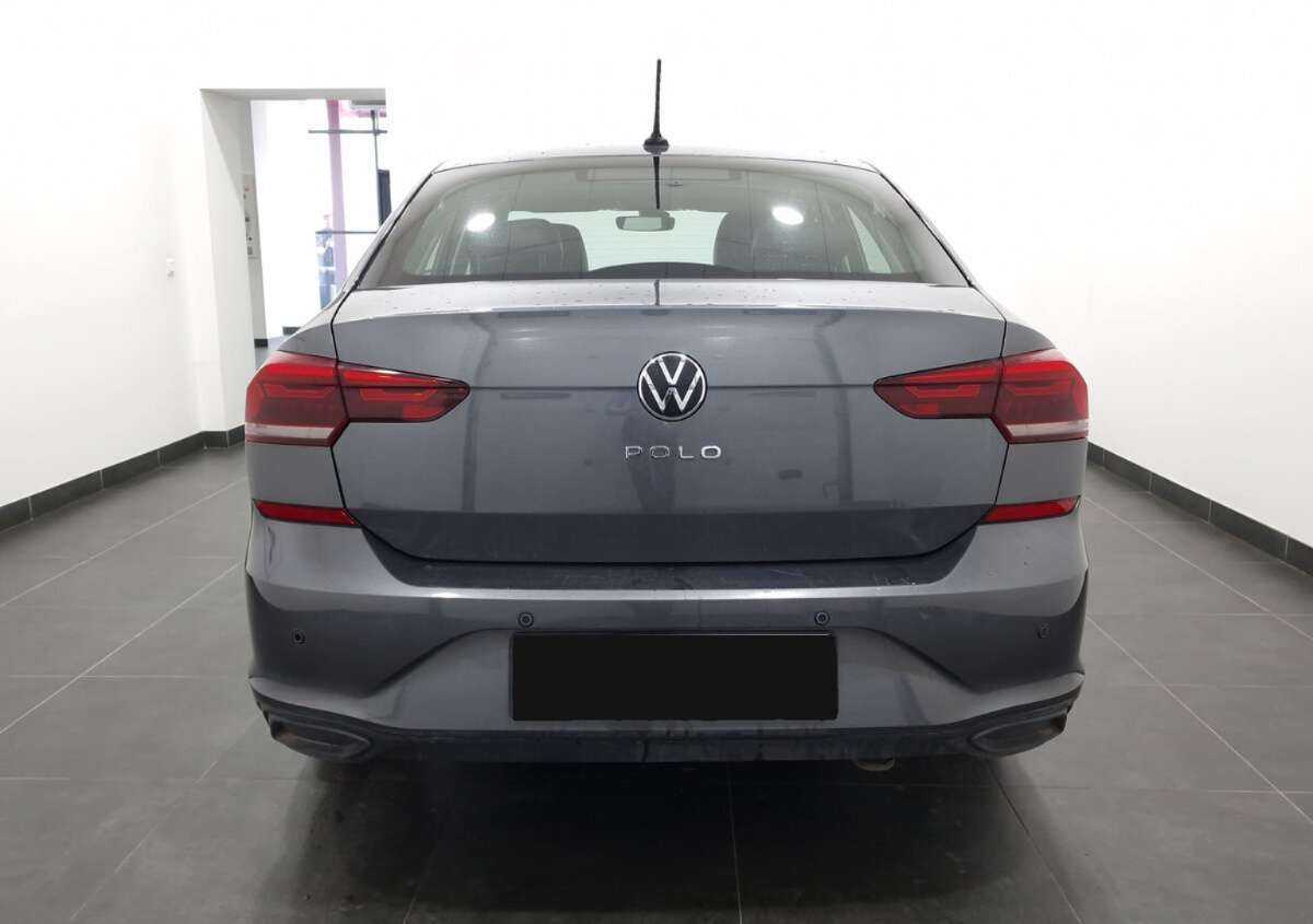Volkswagen Polo б/у, 2021, Механическая. Фото: #3
