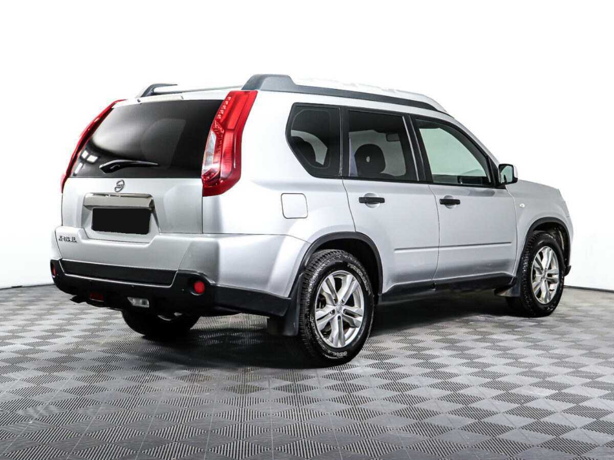 Nissan X-Trail б/у, 2013, Механическая. Фото: #3