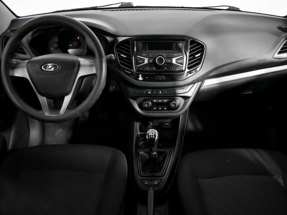 Lada (ВАЗ) Vesta б/у, 2016, Механическая. Фото: #11