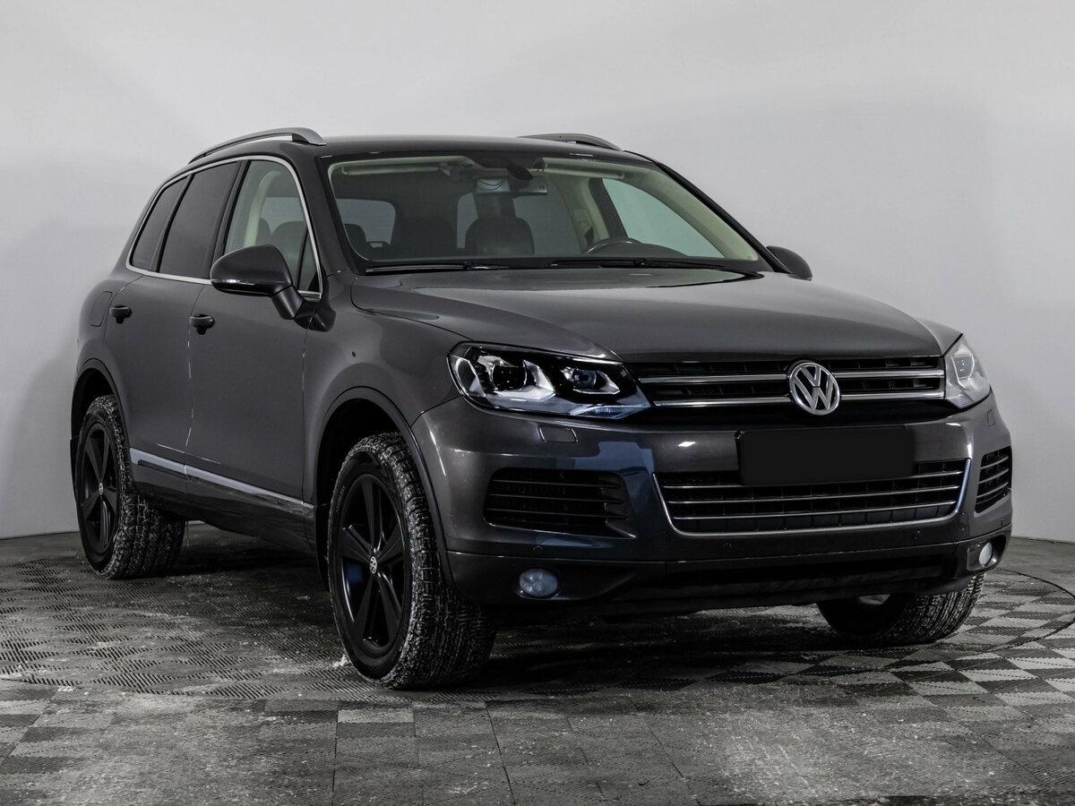 Volkswagen Touareg б/у, 2012, Автоматическая. Фото: #2