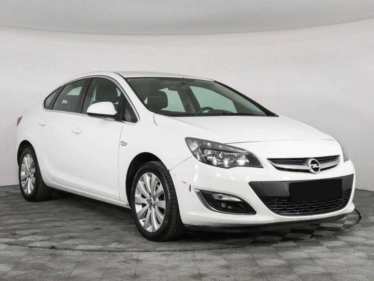 Opel Astra б/у, 2014, Автоматическая. Фото: #2