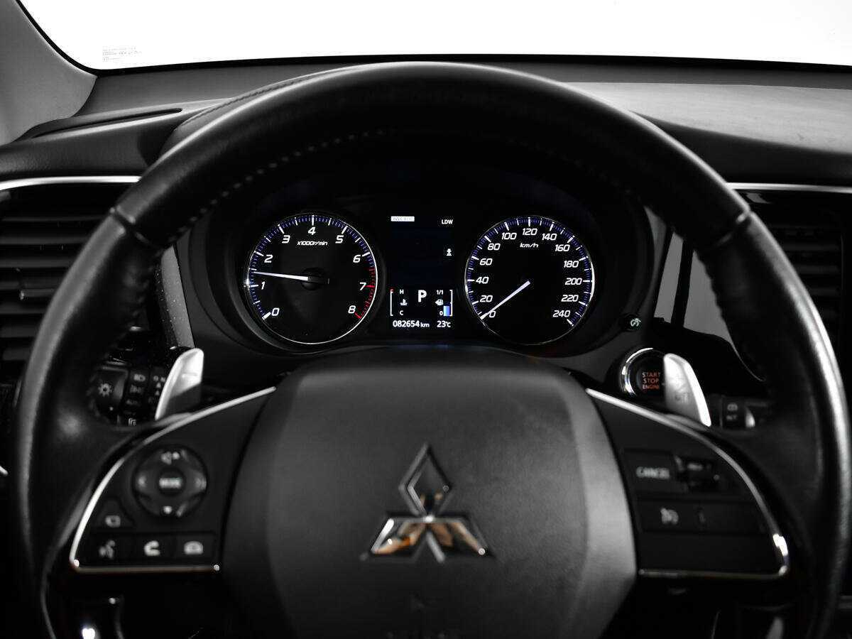 Mitsubishi Outlander б/у, 2021, Вариатор. Фото: #10