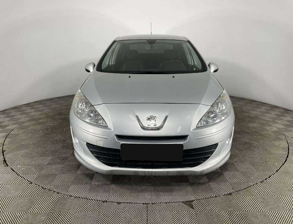 Peugeot 408 б/у, 2016, Механическая. Фото: #1