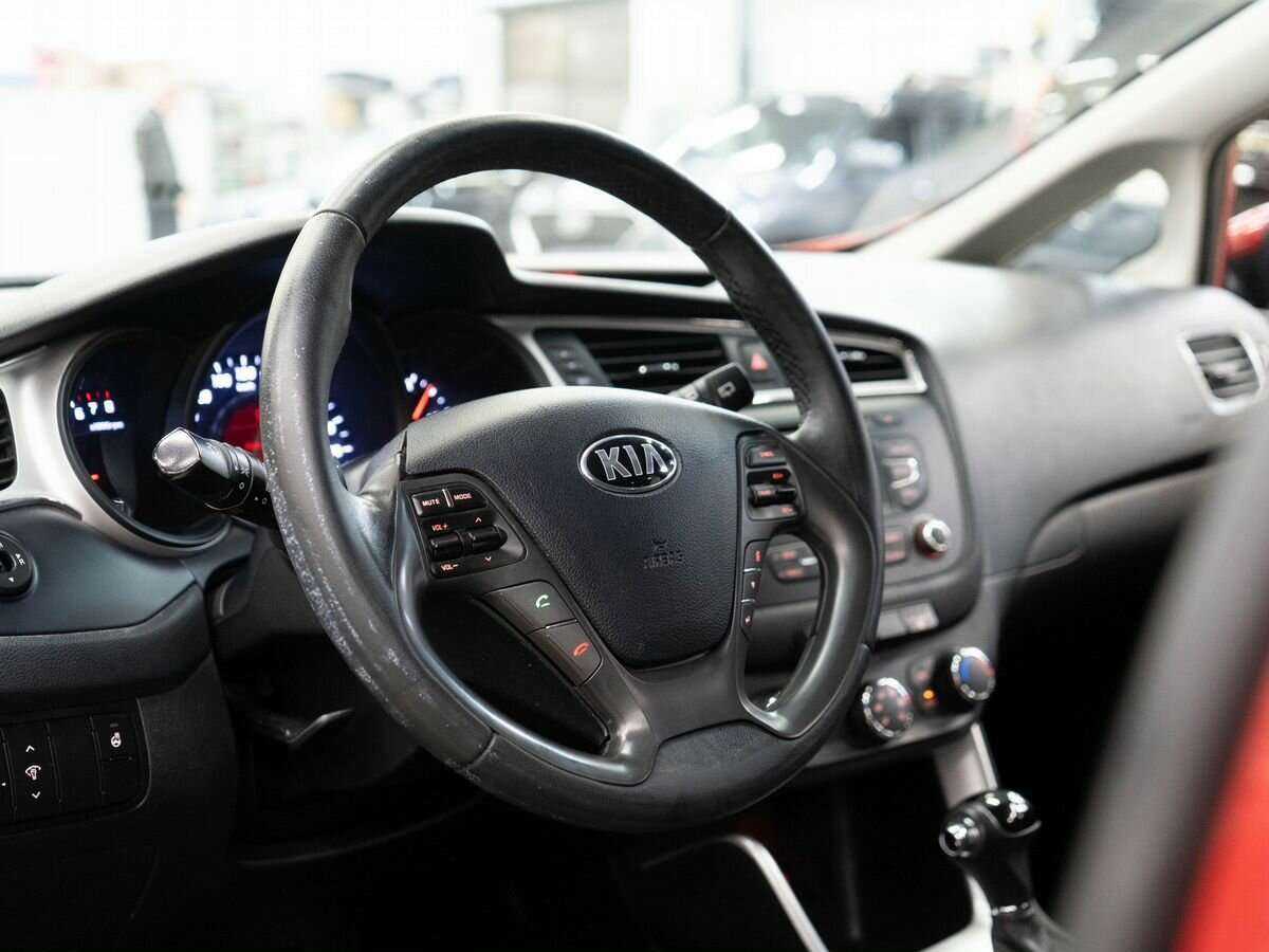 Kia Ceed б/у, 2018, Автоматическая. Фото: #4