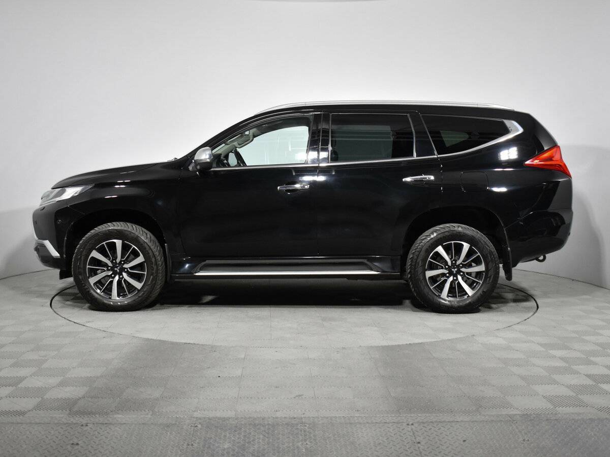 Mitsubishi Pajero Sport б/у, 2017, Автоматическая. Фото: #7