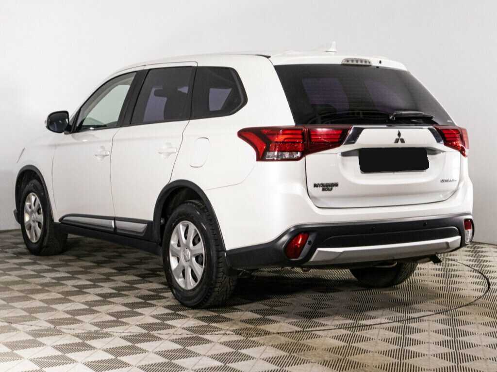 Mitsubishi Outlander б/у, 2018, Вариатор. Фото: #6
