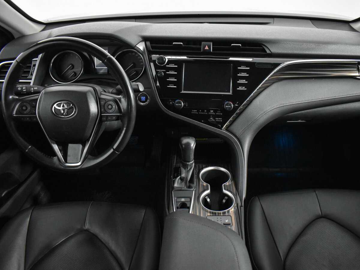 Toyota Camry б/у, 2020, Автоматическая. Фото: #12