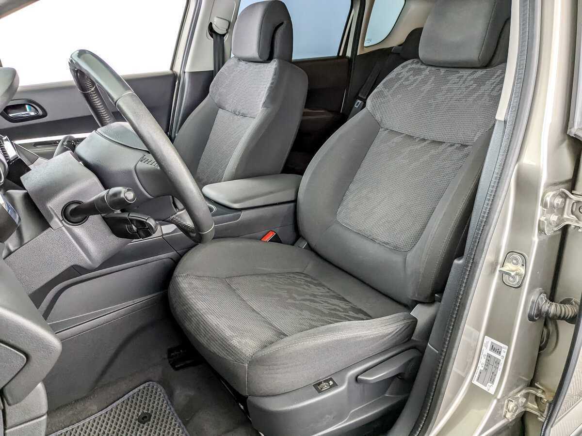 Peugeot 3008 б/у, 2012, Автоматическая. Фото: #19