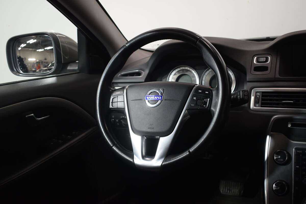 Volvo XC70 б/у, 2012, Автоматическая. Фото: #9