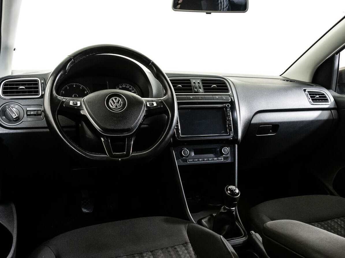 Volkswagen Polo б/у, 2018, Механическая. Фото: #10