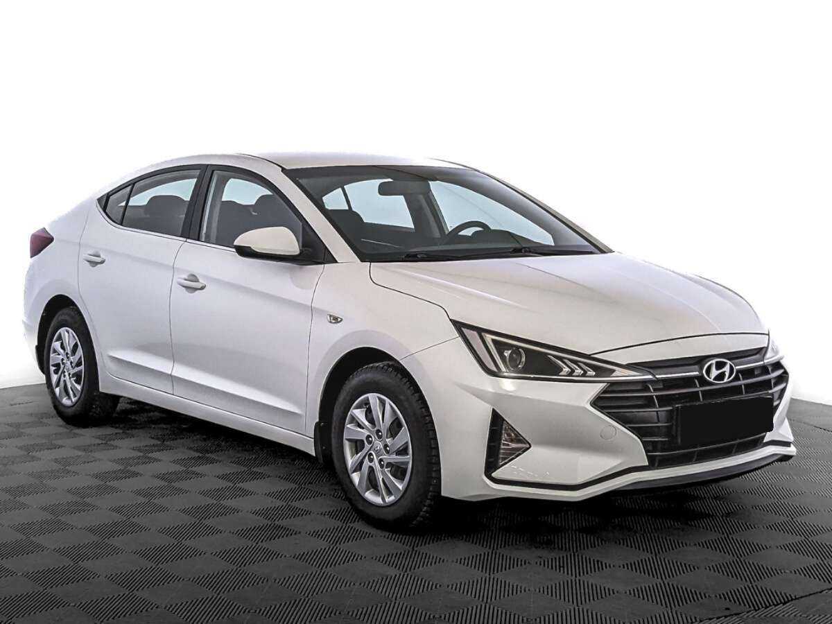 Hyundai Elantra б/у, 2020, Автоматическая. Фото: #2