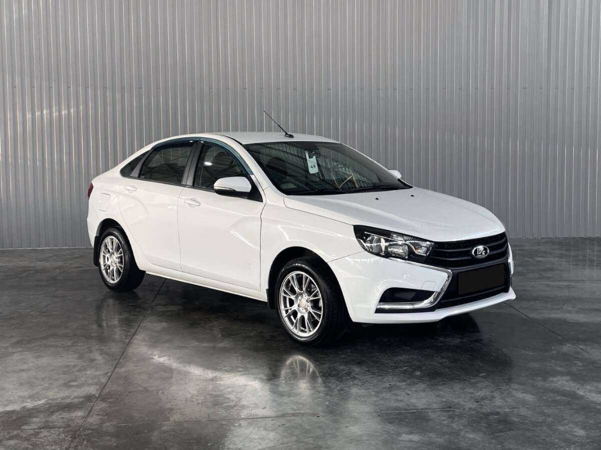 Lada (ВАЗ) Vesta б/у, 2017, Механическая. Фото: #2