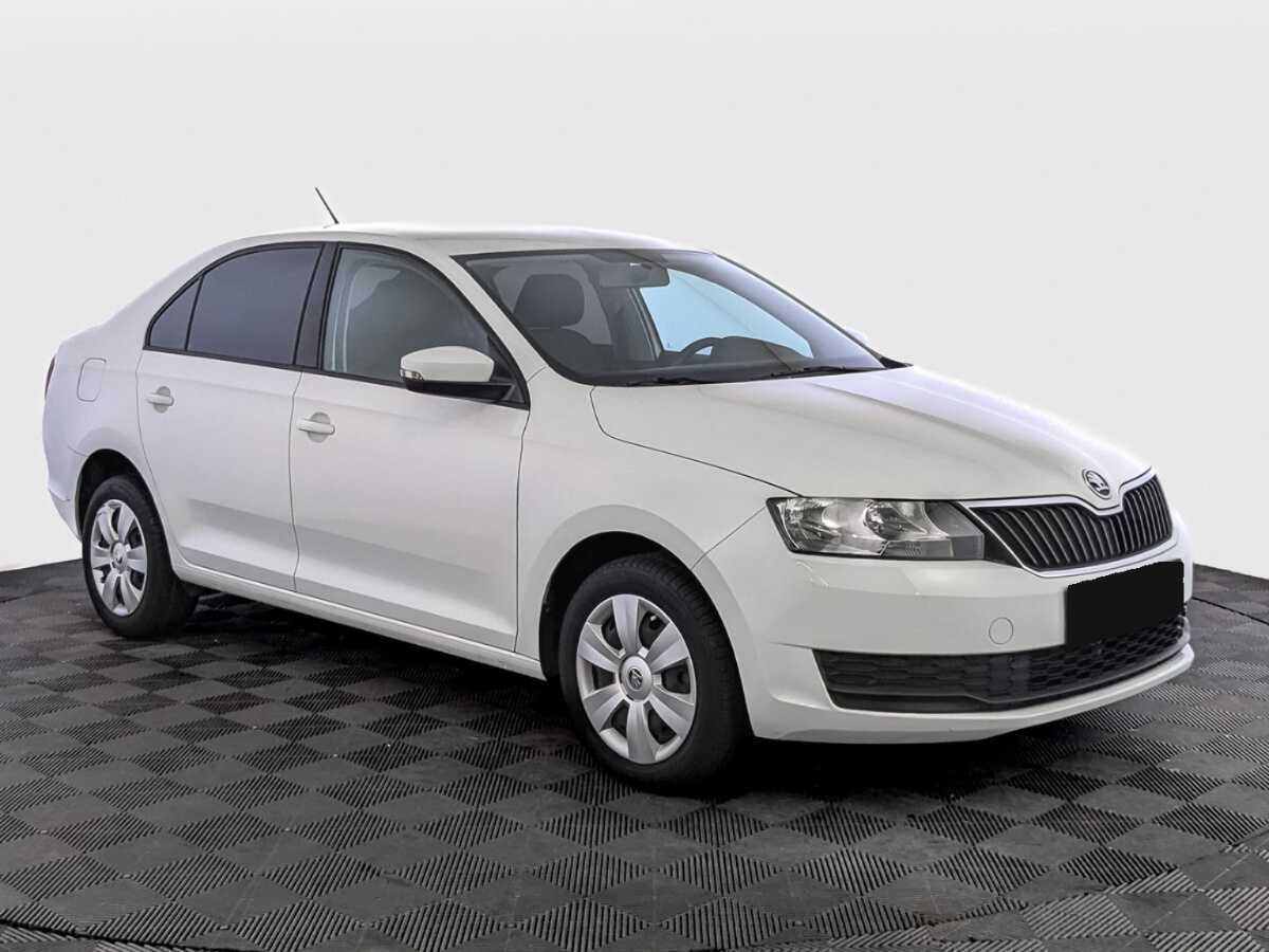 Skoda Rapid б/у, 2018, Автоматическая. Фото: #2