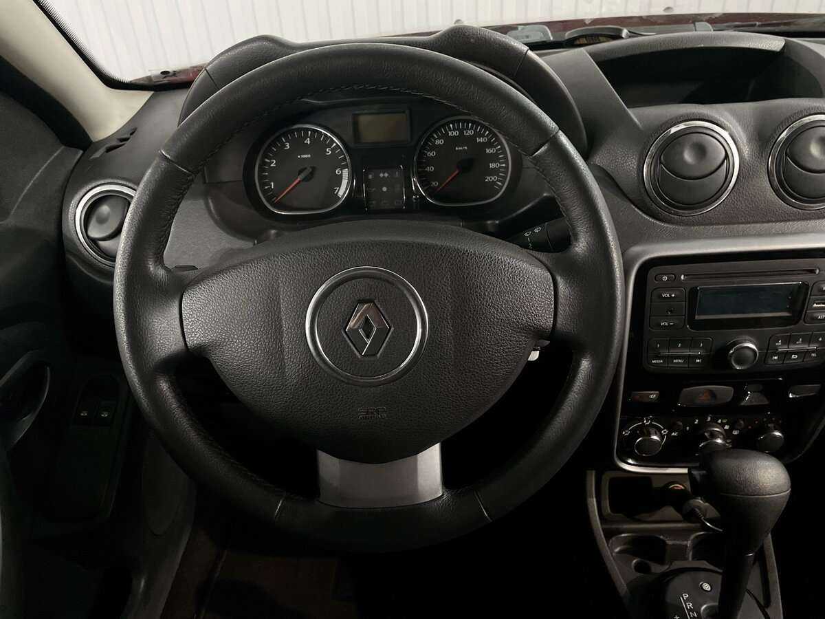Renault Duster б/у, 2012, Автоматическая. Фото: #9