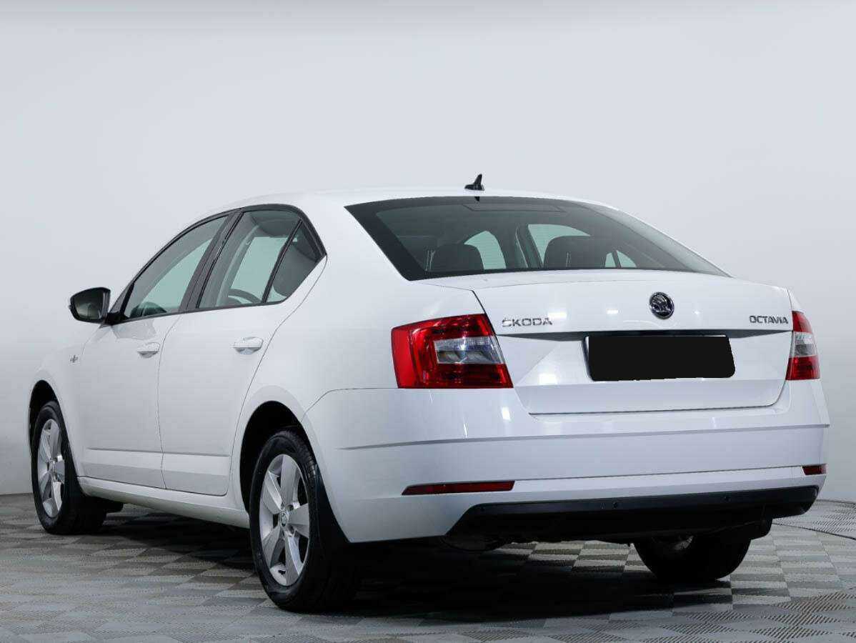 Skoda Octavia б/у, 2018, Механическая. Фото: #6