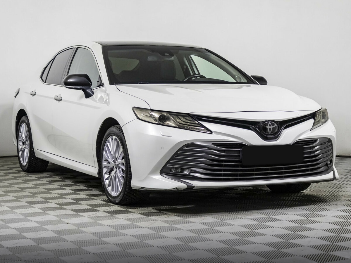 Toyota Camry б/у, 2019, Автоматическая. Фото: #2