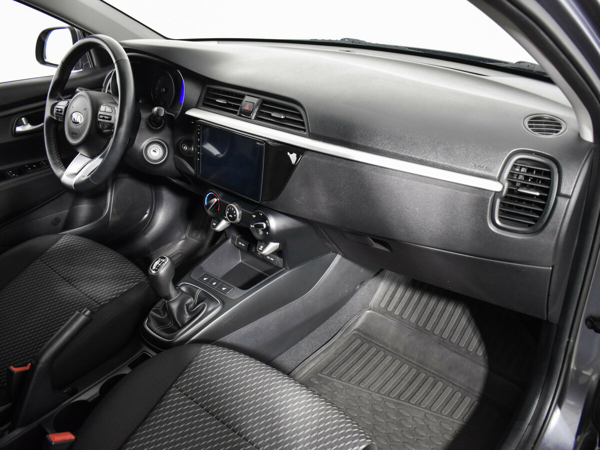 Kia Rio б/у, 2020, Механическая. Фото: #11