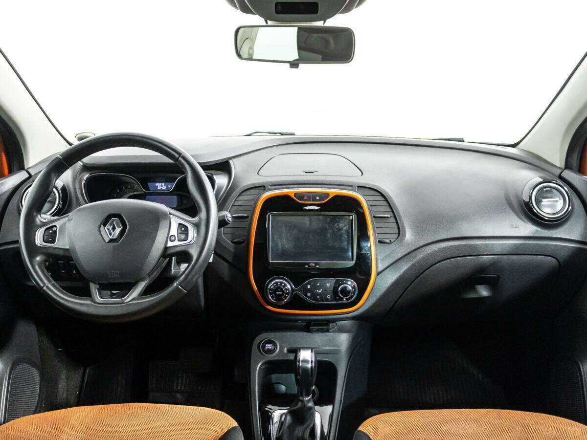 Renault Kaptur б/у, 2016, Автоматическая. Фото: #12