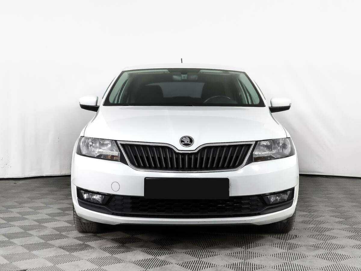 Skoda Rapid б/у, 2017, Механическая. Фото: #1