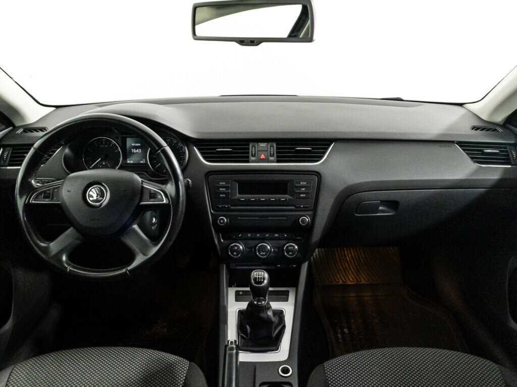 Skoda Octavia б/у, 2013, Механическая. Фото: #12